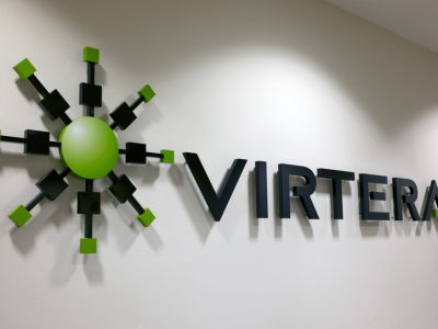 Virtera-Logo Custom 3D dimensional lettering with printed wall graphics in corporate office